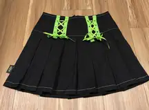 Tripp Royal Bones Black/Green Lace-Up Women's Mini Skirt Size Medium