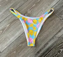 Adorable  Swimwear Sz L Floral Bikini Bottoms W Daisy Print