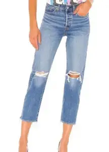 Levi's woman’s Wedgie Straight  Size w24 L26