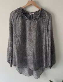 Calypso St. Barth 100% Silk Gray and white Blouse long sleeve sheer floral smock