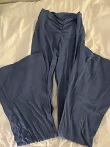 Blue Crossover Flair Leggings