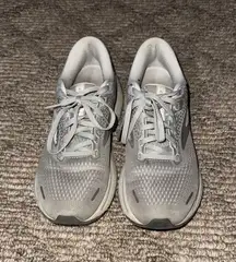 Brooks Women’s Ghost 14 Running Shoes