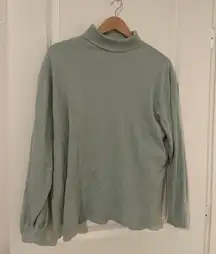 Green Vintage  Turtleneck