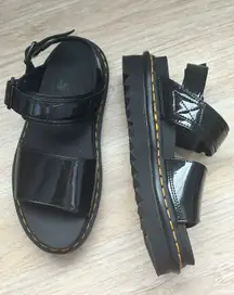 Dr Martens VOSS PATENT LEATHER STRAP SANDALS