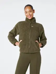 Figs On-Shift High Pile Fleece Bomber Jacket in Spruce, Size Small