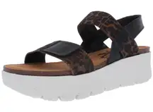 OTBT 8 Nova Leopard Print Platform Flatform Sandals GUC