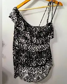 . Size Large One Shoulder Ruffle Top