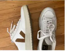 Gold and white Vejas size 7 (38)