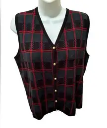 VTG Button Up Plaid Sweater Vest Sz M Gold Buttons Green Red Black Crystal Kobe