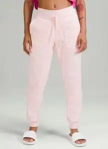 Lululemon Dance Studio Mid-Rise Lined Jogger
Strawberry Milkshake W5BZIS