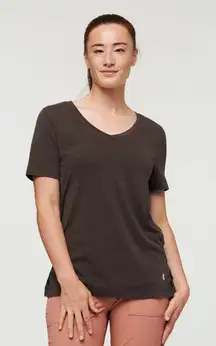 Cotopaxi Brown V-neck Paseo T-Shirt Gorpcore Lightweight Women's size Small
