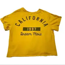 Vibe N' Yellow Short Sleeve California Dreamin' 1997 Baby Crop Tee