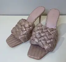 Guess NWOT Women’s Byanna Woven Heels Sandals‎ Size 9