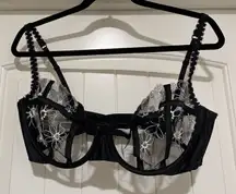 For Love & Lemons Daisy Lashes Black & White Floral Underwire Bra Size 38C