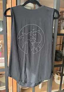 Lululemon muscle tank top round hem palm tree graphic tee workout performance