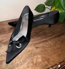 Stuart Weitzman Womens 6.5 Lazo Black Satin Kitten Heel Pointed Toe Shoes Formal
