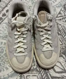 new balance ct302 women’s 8.5 in moonstone