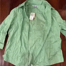 NWT Zip Up Top
