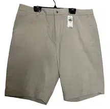 L.L.Bean Harbor Beach Bermuda Shorts Seersucker Tan Size 12 new with tags