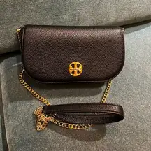 Tory Burch CHELSEA Black Leather Convertible Crossbody Purse Shoulder Bag