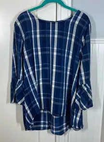 John Mark blue plaid ruffle sleeve top in 100% tencel size xl classic neutral