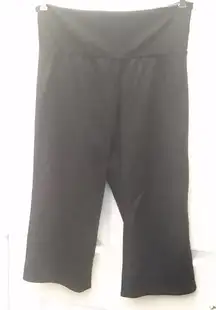 FINAL MARKDOWN Tek gear yoga capris medium