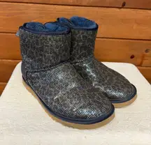 UGG Mini Bailey Bow Glitter/Sparkle boots  leopard print blue/gold Sz 6