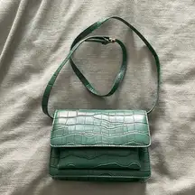 PRETTYLITTLETHING green leather purse!