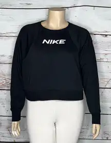 Nike Women's Plus Size 2X Black - White Logo Crewneck Crop Sweatshirt Top