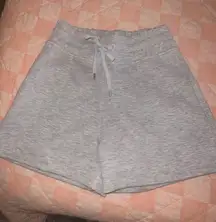 Lululemon Softstreme Shorts 4"