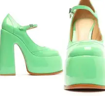 NEW Green Schutz Zayne Mary Jane Platform Pumps