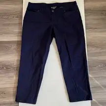 Norma Kamali Mid rise Zip Pants 18