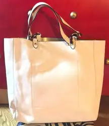 beige two straps tote bag.