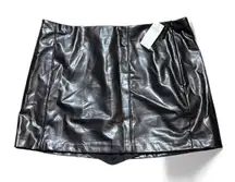 NWT Abercrombie & Fitch Faux Leather Mini Skirt Black XL Lined Shorts Grunge NYE