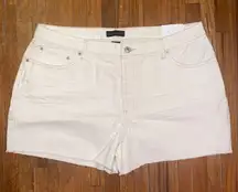 NWT House of Harlow 1960 High Rise Shorts