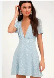 Lulu’s Garden Explorer Light Blue Floral Print Mini Dress XS