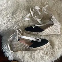 NWT Gaimo Espadrille Wedges lace up suede platform close toe