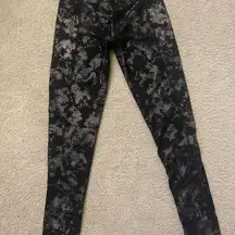 Leggings size small, Victoria Secret sport