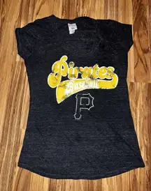 Pittsburgh Pirates‎ Shirt Womens Size L Large Short Sleeve Tee Graphic Gray MLB