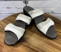 Women's SAS White & Silver Glitter Sandals Size 9.5N