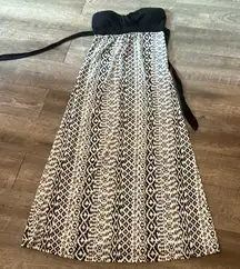 Strapless One Step Up‎ dress Size medium. Lightweight black and white