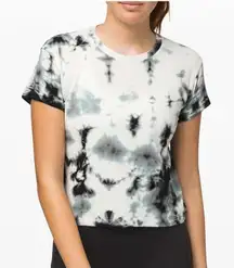 Lululemon Train to Be Short Sleeve Tie Dye T-Shirt Shibori Deep Coal Medium