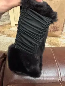 Canada Weather Wear Women’s black faux fur Headband Tried On