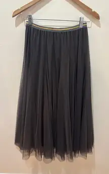 Chic Tulle Midi Skirt Dark Gray Elastic Waist Pleated Layered