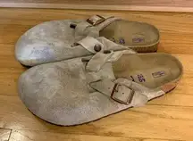 Birkenstock Boston Soft Footbed Clogs in Suede Taupe - Size 9