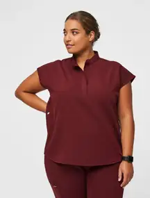 Figs Rafaela Oversized Scrub Top in Burgundy, Size Medium