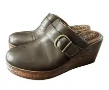 b.o.c Platform Wedge Mule Clogs Size 10