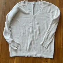 White Gap sweater size M