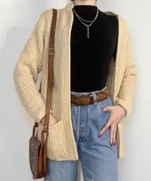 VNT Beige Chunky Knit Cardigan Size 40 Cottagecore Light Academica Minimalist