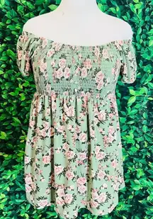 Maternity spring summer green floral blouse sz S
